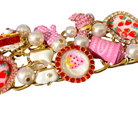Betsey Johnson NWT Baby Cakes Kitchen Accessories Multi Colored Bracelet (J031) - Picture 4 of 8